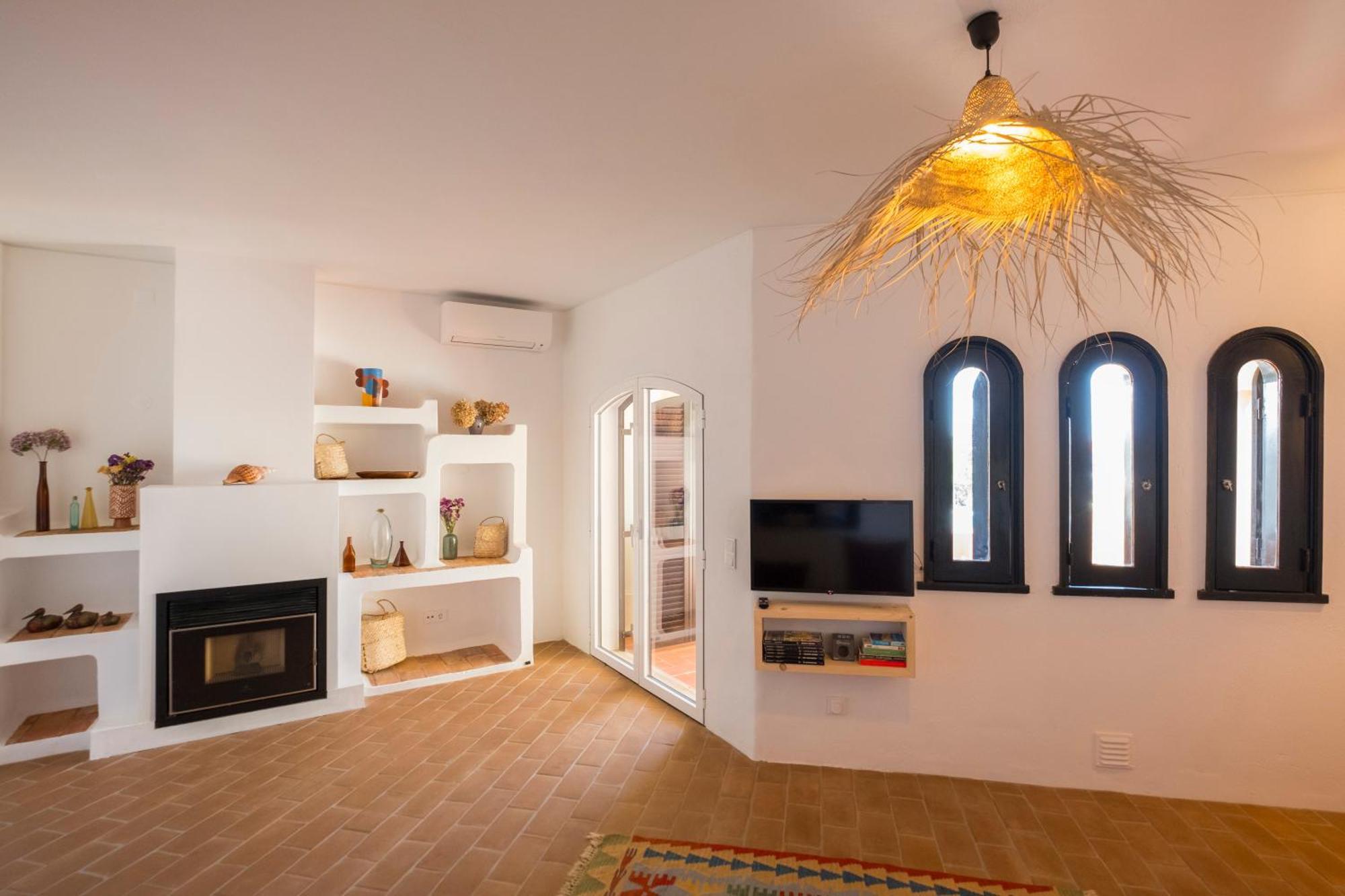Cozy Beach Apartment W/ Sea View, Free Parking & Ac Carvoeiro  Kültér fotó